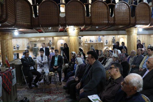 آیین یادبود حاجی محمد میرزا چایکارملقب به کاشف السلطنه بنیانگذار صنعت چایکاری ایران و تجلیل از غفور گنجه ای معمار مقبره کاشف با حضور نائب رییس  و عضو شورای شهر برگزار شد.